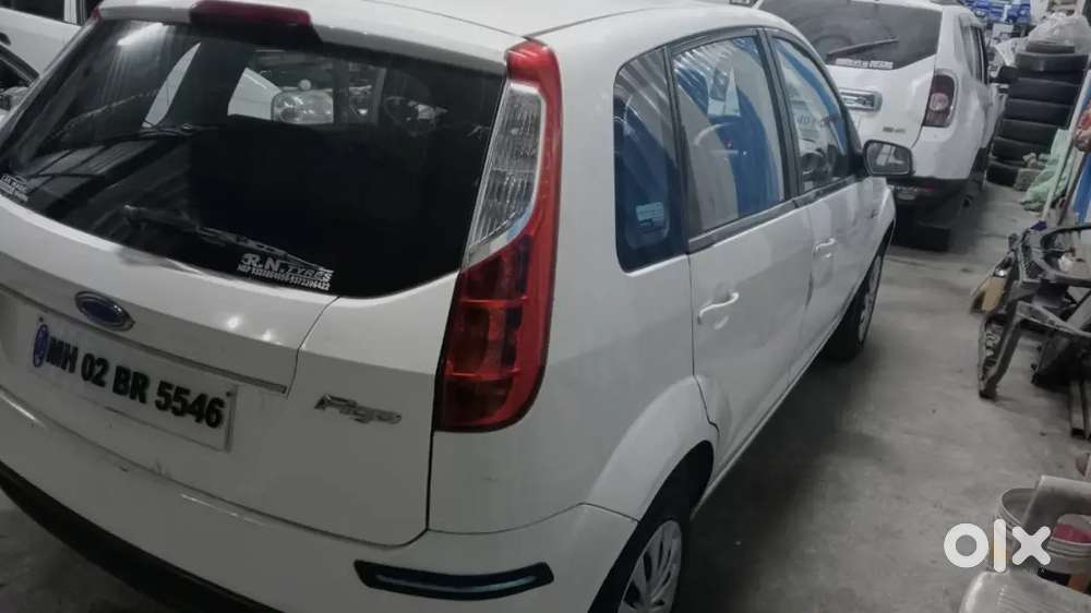 Ford Figo Titanium Petrol