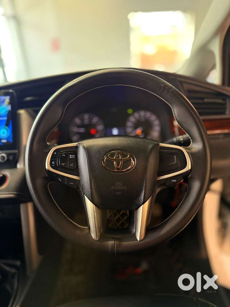 Toyota Innova Crysta 2.4 G Mt, 2016, Diesel