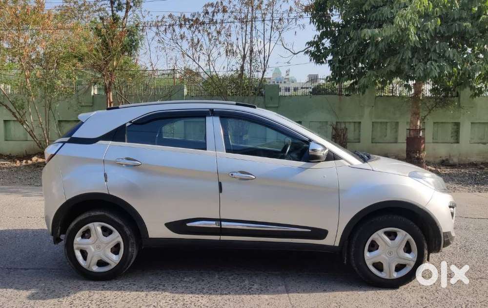 Tata Nexon 1.5 Revotorq Xm, 2018, Diesel