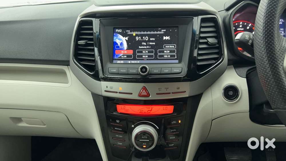 Mahindra Xuv300 1.2 W8 (o) Amt Petrol, 2022, Petrol