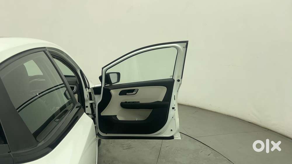 Tata Altroz 1.2 Xz Plus Petrol, 2021, Petrol