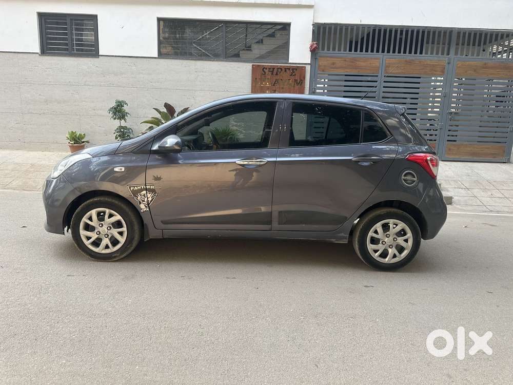 Hyundai Grand I10 Sportz 1.2 Kappa Vtvt, 2017, Petrol