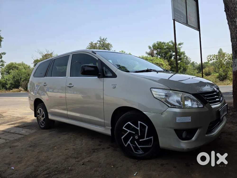 Toyota Innova 2013 Diesel Well Maintained