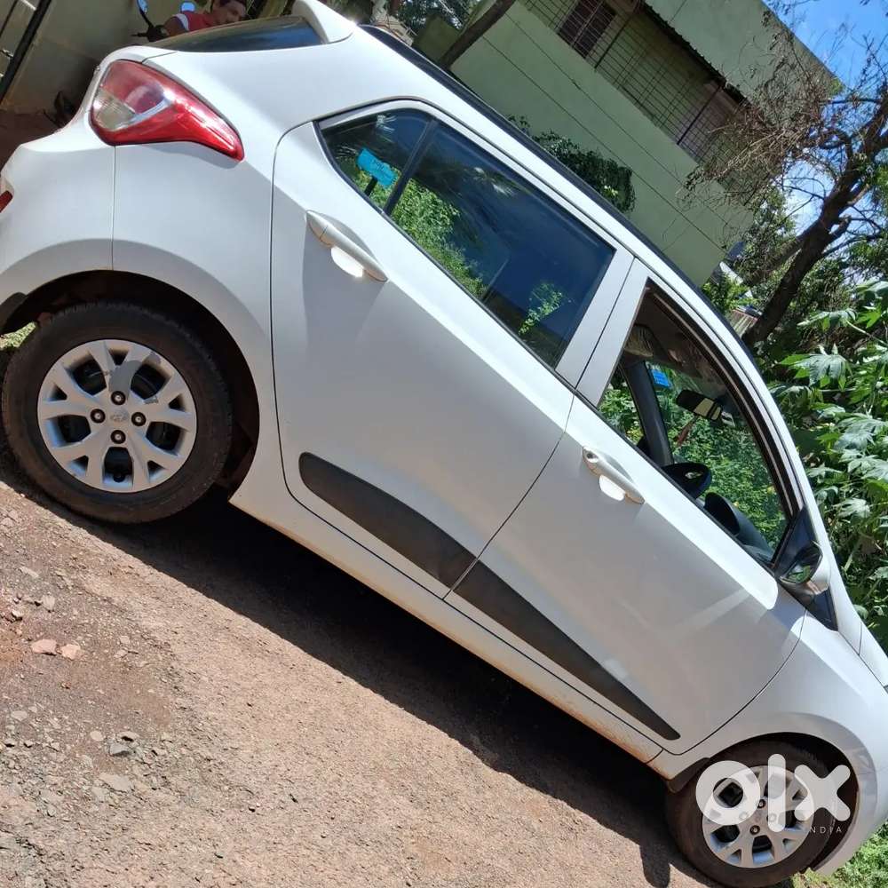 Hyundai Grand I10 2016 Petrol 80000 Km Driven