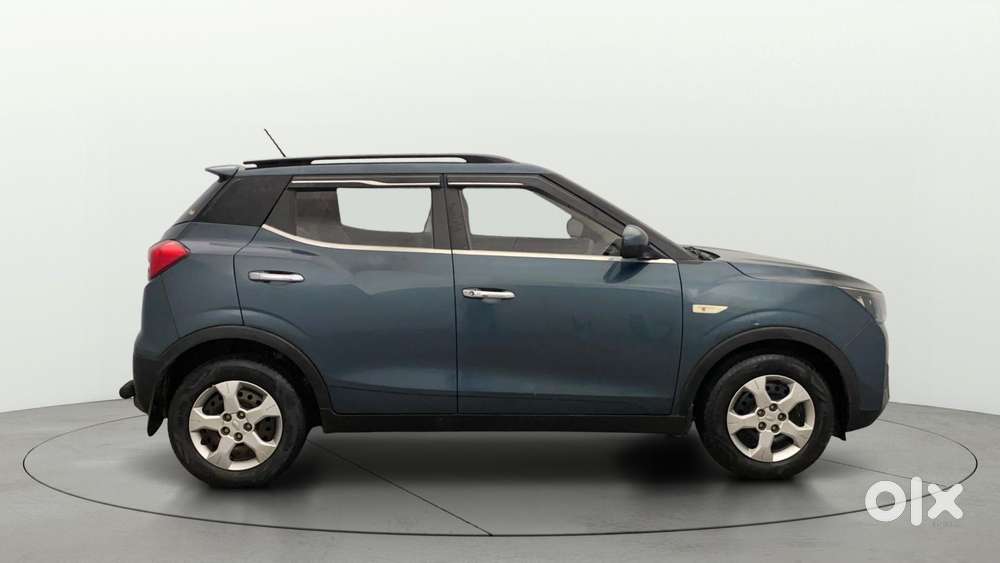 Mahindra Xuv300 1.2 W6 Amt Petrol, 2021, Petrol