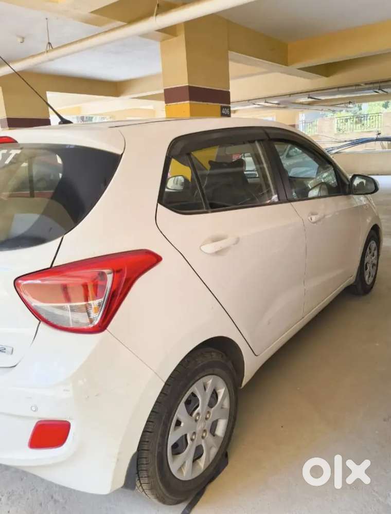 Hyundai Grand I10 Magna  Top Condition  New Battery + Tyres