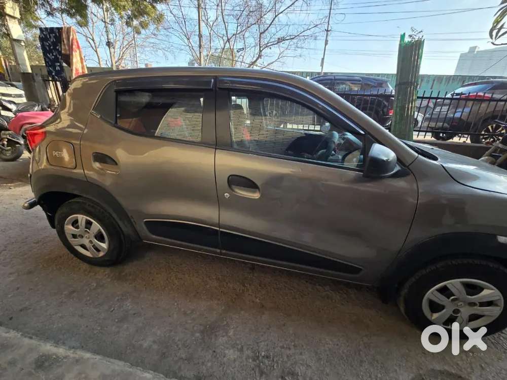 Renault Kwid Good Condition 2016 Model 10200 Km On Records