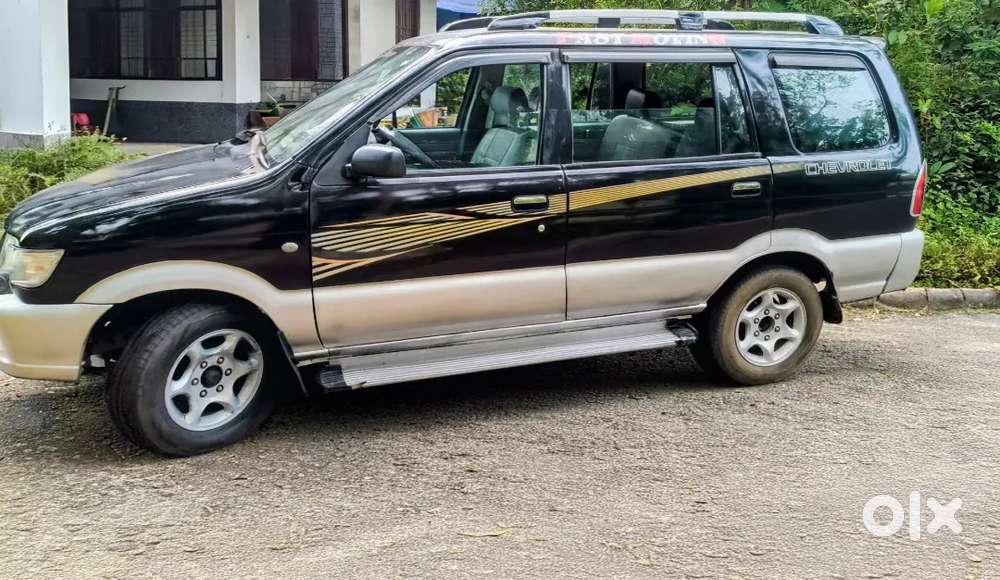 Well Maintained Chevrolet Tavera 2004 8 Seats, Fitness Upto 2030