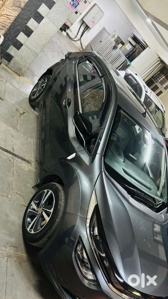 Tata Altroz 2023 Petrol Automatic