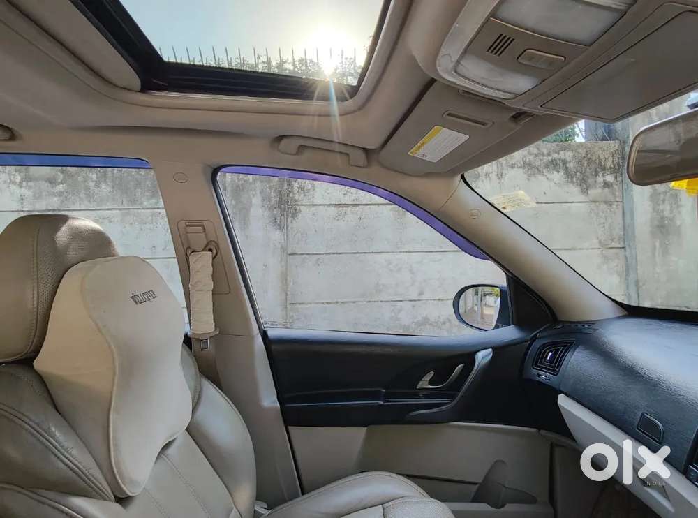 2017 Mahindra Xuv500 W10 Automatic Diesel  Excellent Condition