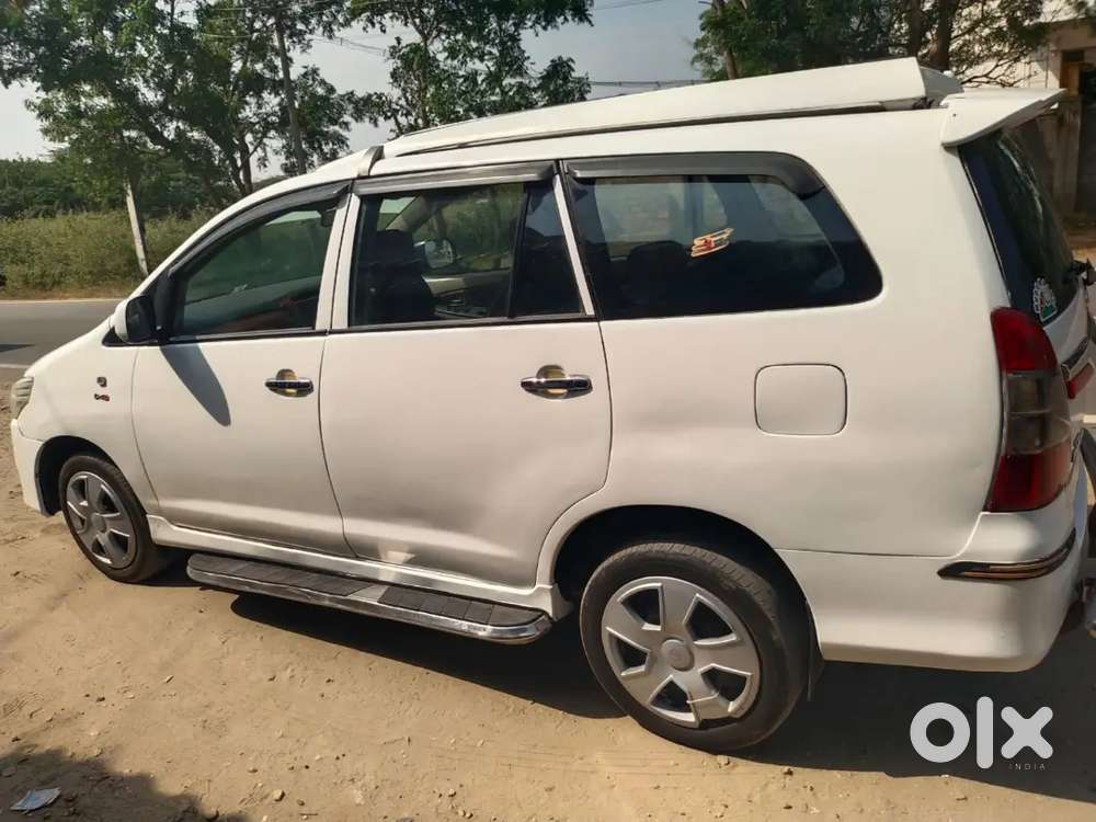 Toyota Innova 2013 Diesel Well Maintained