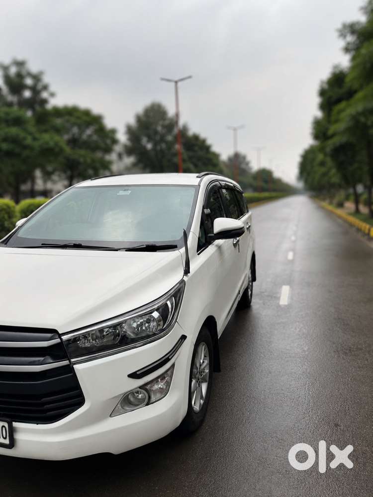 Toyota Innova Crysta 2019