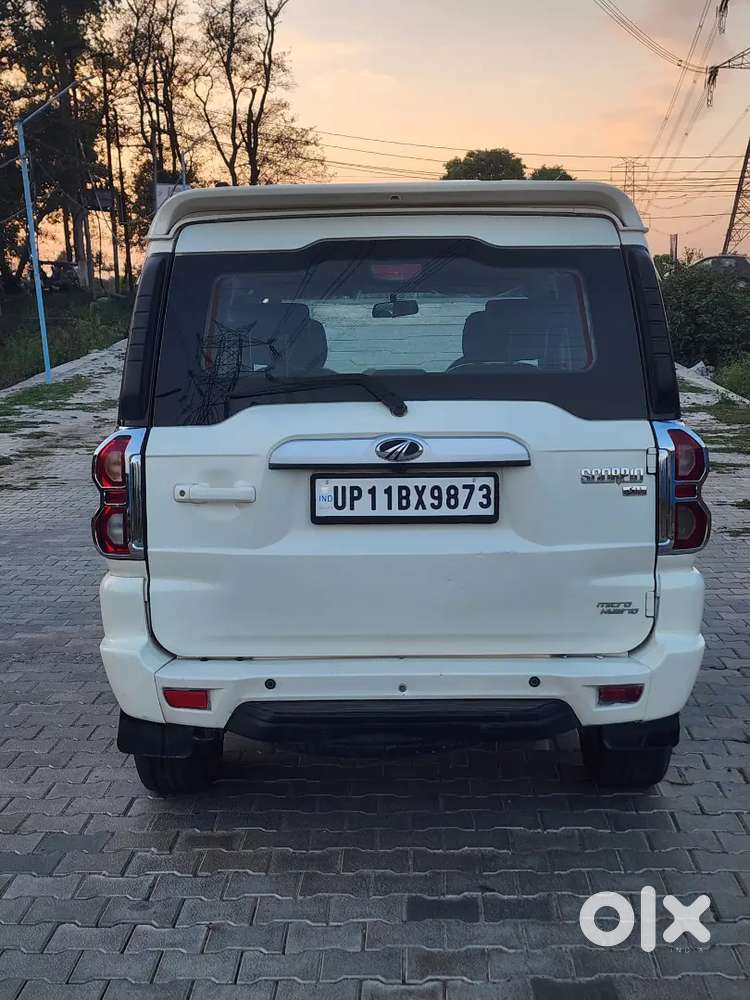 Mahindra Scorpio 
1st Owner 
Android System
