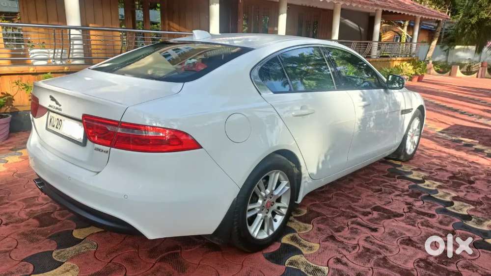 Jaguar Xe 2017 Diesel Well Maintained