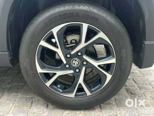 Toyota Urban Cruiser Hyryder 1.5 V Hybrid, 2024, Petrol