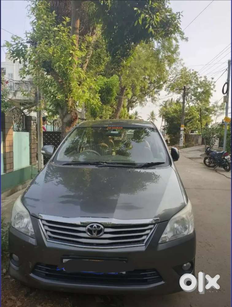 Toyota Innova 2013 Diesel Well Maintained