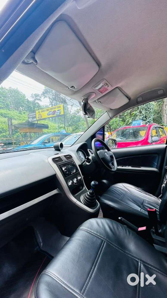 Maruti Suzuki Ritz Vxi, 2012, Petrol