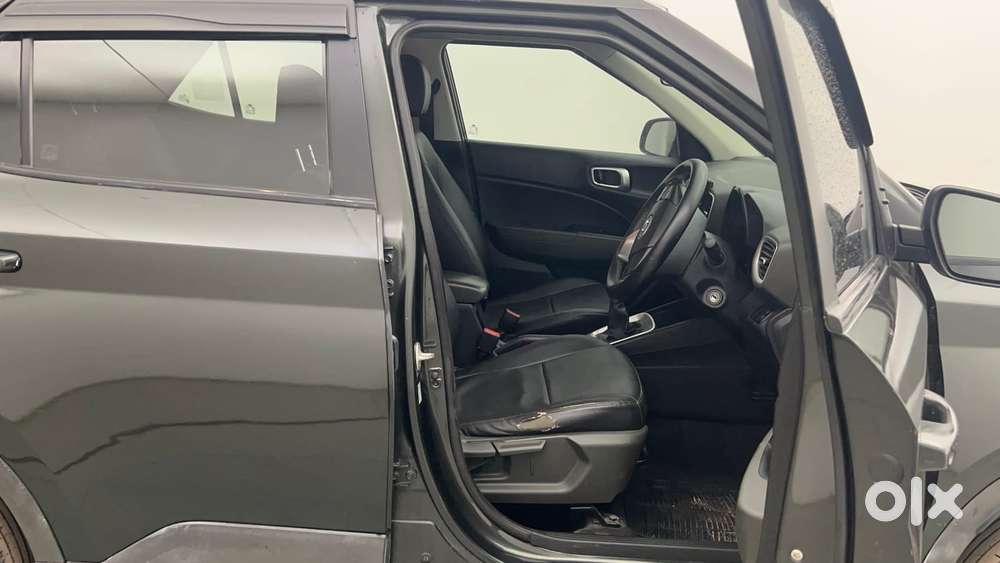 Hyundai Venue 1.2 S Plus, 2021, Petrol