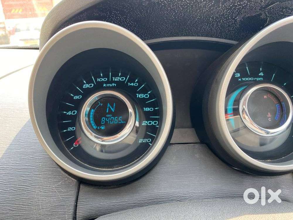 Mahindra Xuv500 W8, 2015, Diesel
