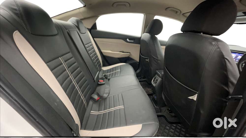 Hyundai Verna 1.6 Vtvt Sx, 2017, Petrol