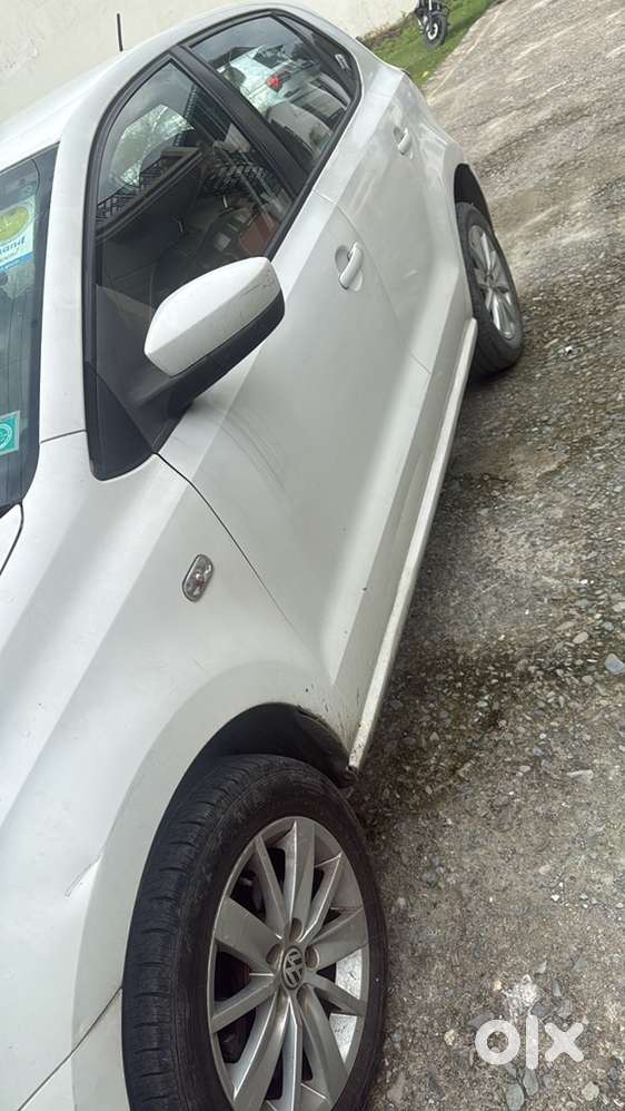 Volkswagen Polo 2015 Petrol 109000 Km Driven
