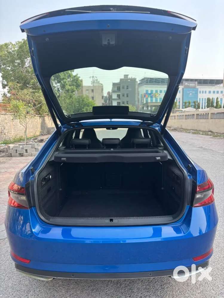 Skoda Superb, 2021, Petrol