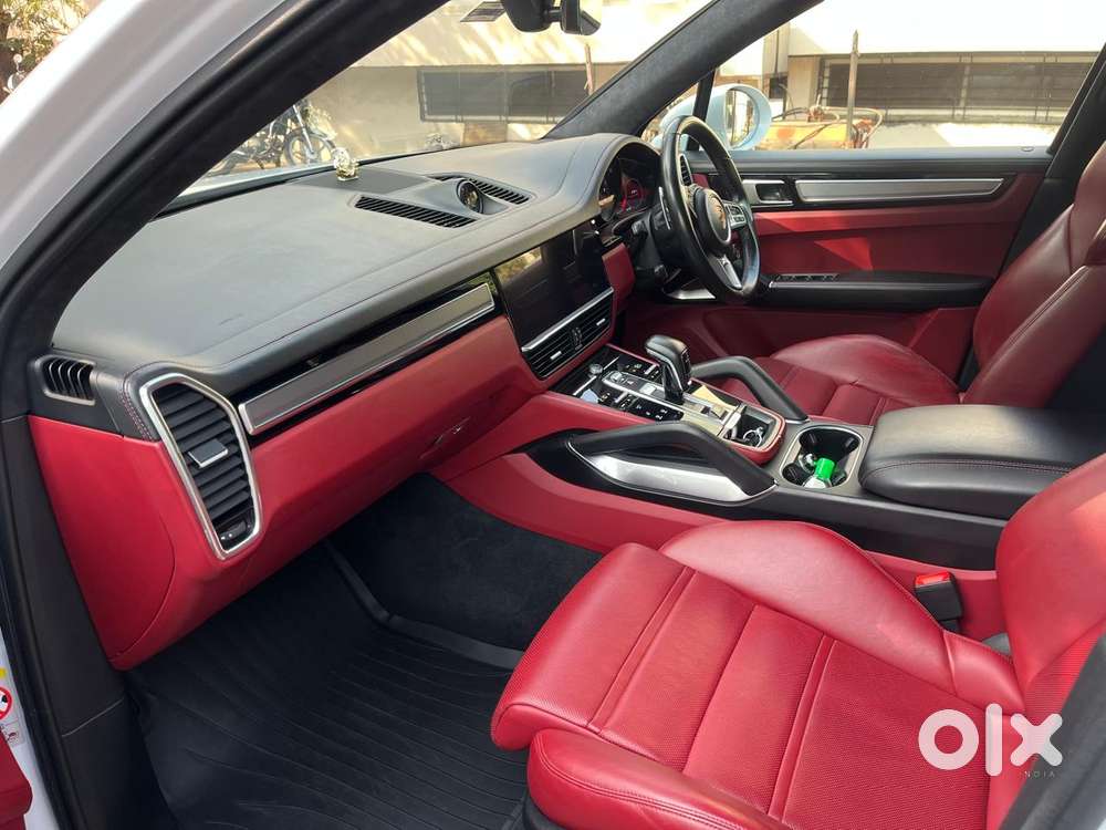 Porsche Cayenne Turbo, 2022, Petrol