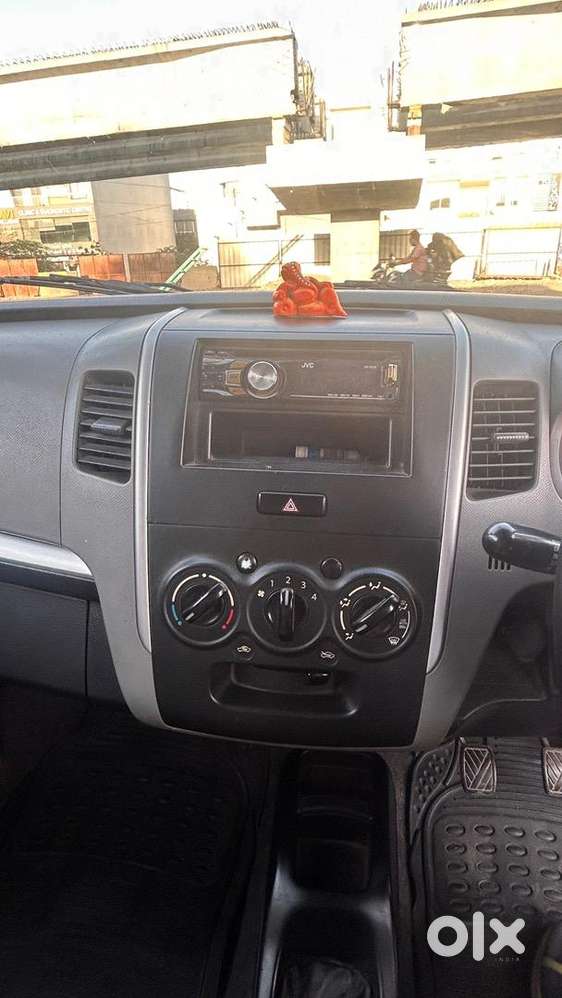 Petrol+company Fitted 28litre Lpg 2012 Model