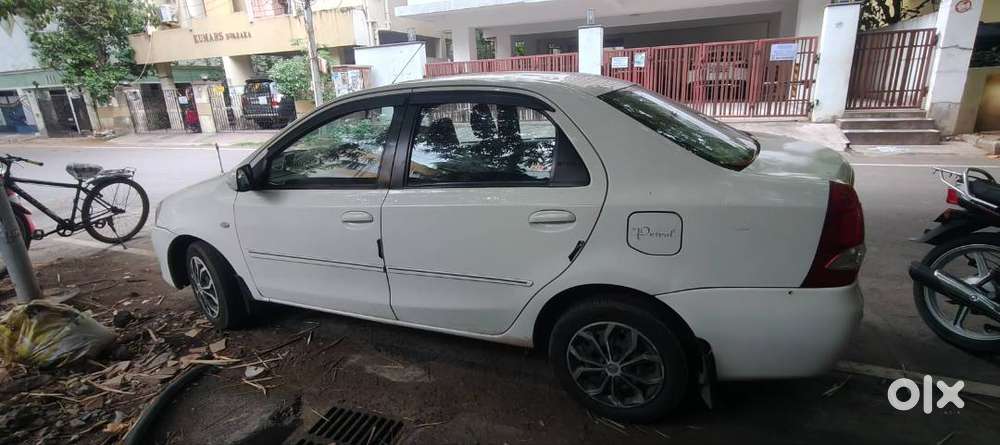 Toyota Etios Gd Petrol - 2014