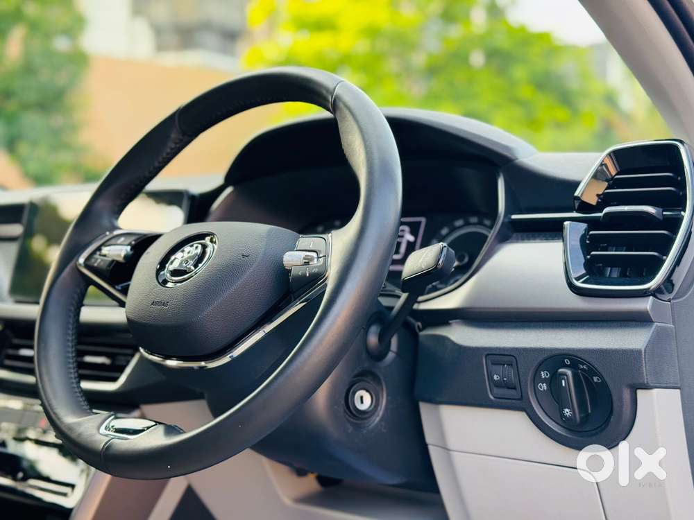 Skoda Kushaq 1.0 Tsi Ambition At, 2025, Petrol