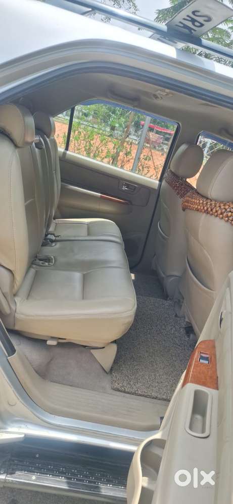 Toyota Fortuner 3.0 4x4 Manual, 2010, Diesel