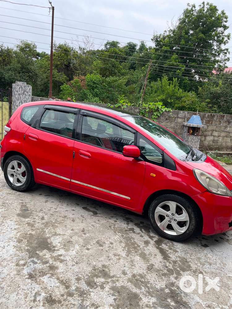 Honda Jazz ; New Tyres, New Clutch & Shockers | Fully Maintained
