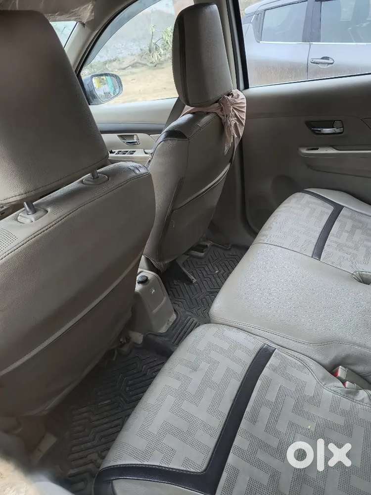 Maruti Suzuki Ertiga 2023 Cng & Petrol  84000 Km Driven