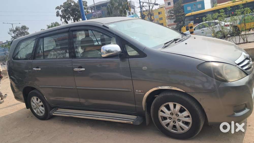 Toyota Innova 2.5 Ev Ms 8 Str, 2011, Diesel