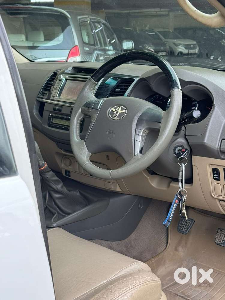 Toyota Fortuner 2011-2016 4x4 Mt, 2012, Diesel