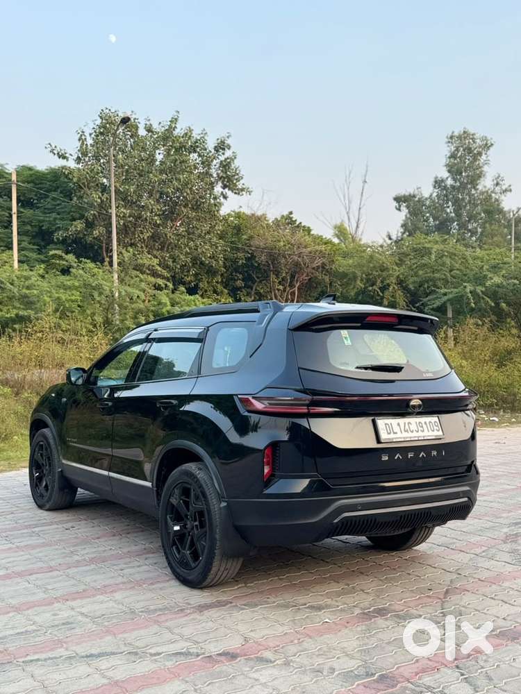 Tata Safari Accomplished X Plus 7 Str Dark Edition, 2024, Diesel