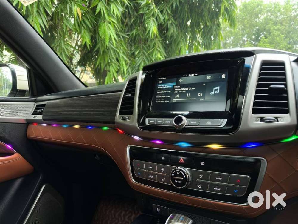 Mahindra Alturas G4 4wd At, 2020, Diesel