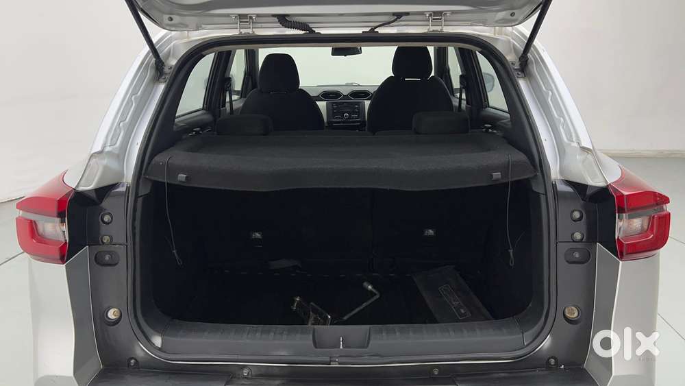 Nissan Magnite 1.0 Xv Executive, 2022, Petrol