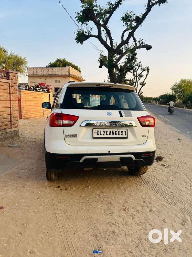 Maruti Suzuki Brezza 2017 Diesel 105000 Km Driven