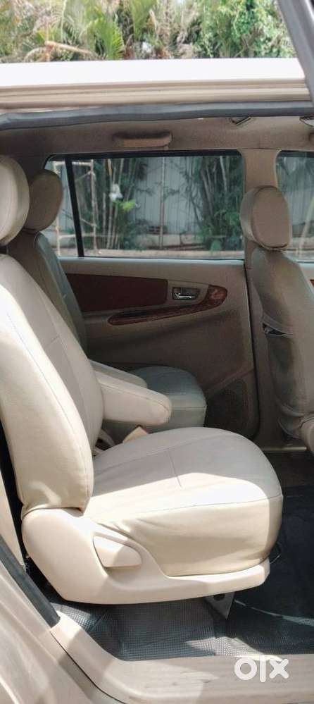 Toyota Innova 2.5 V 7 Str, 2007, Diesel