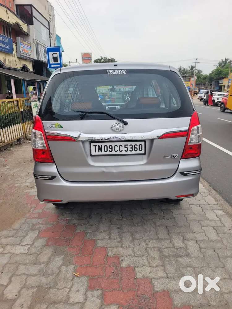 Toyota Innova 2.5 V Diesel Manual 2016
