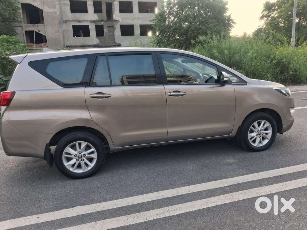 Toyota Innova Crysta 2.8 Gx At, 2016, Diesel