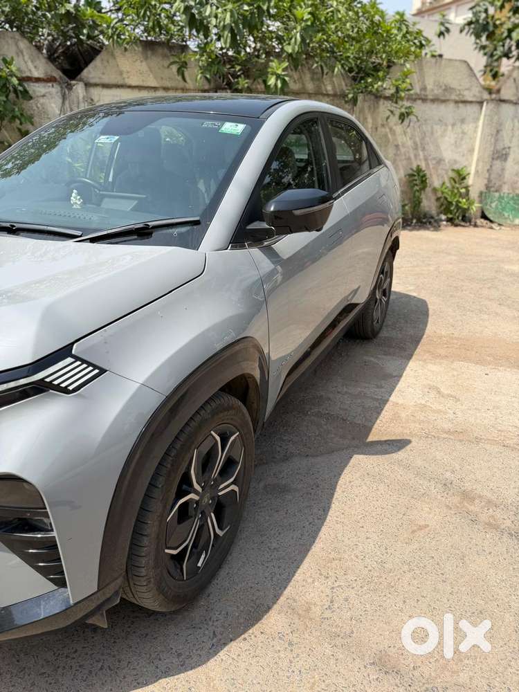 Tata Curvv Crtv Amt, 2025, Petrol