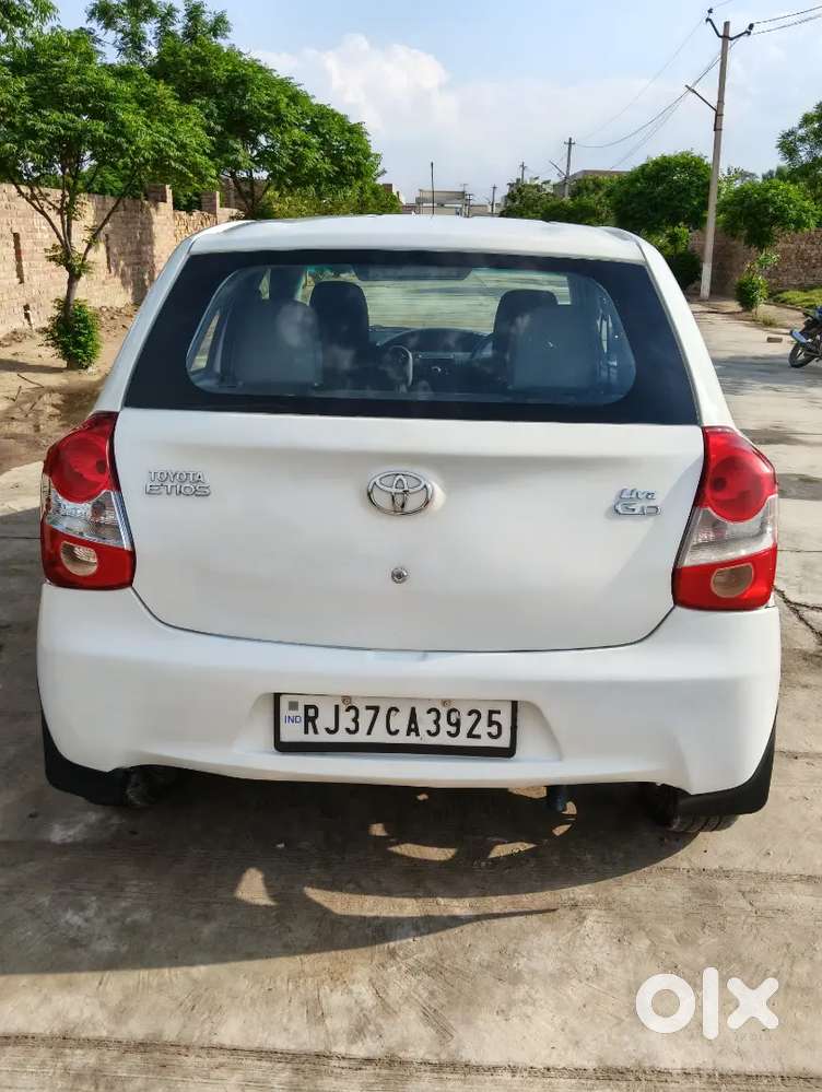 Toyota Etios Liva 2014 Diesel Well Maintained