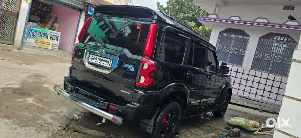 Mahindra Scorpio Diesel 2017 Variant S10