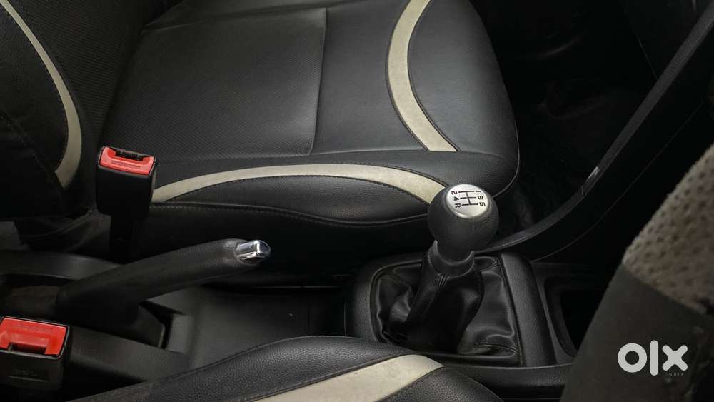 Maruti Suzuki Swift Vxi, 2015, Petrol
