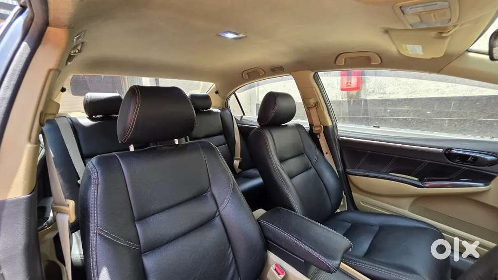 Honda Civic 2010 At Self Owned