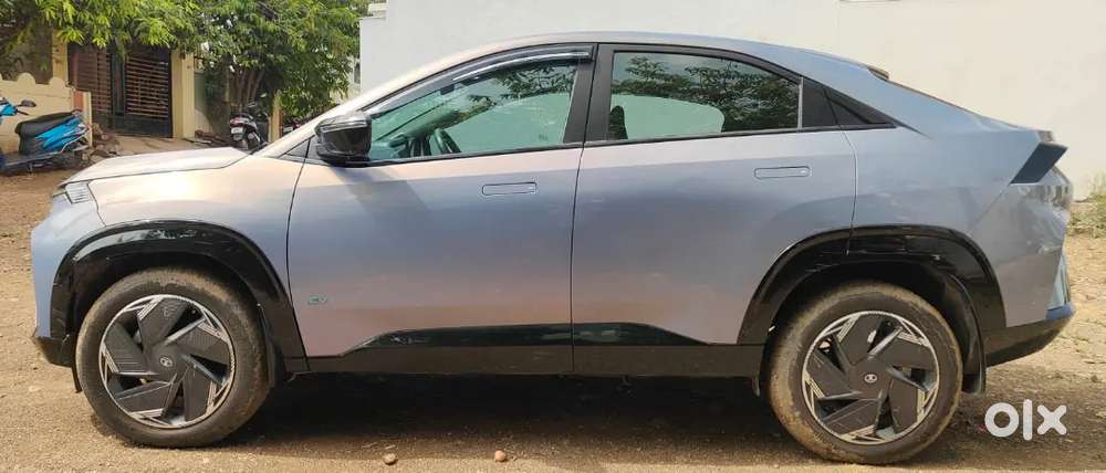 Tata Curvv Ev 2025 Electric 60250 Km Driven