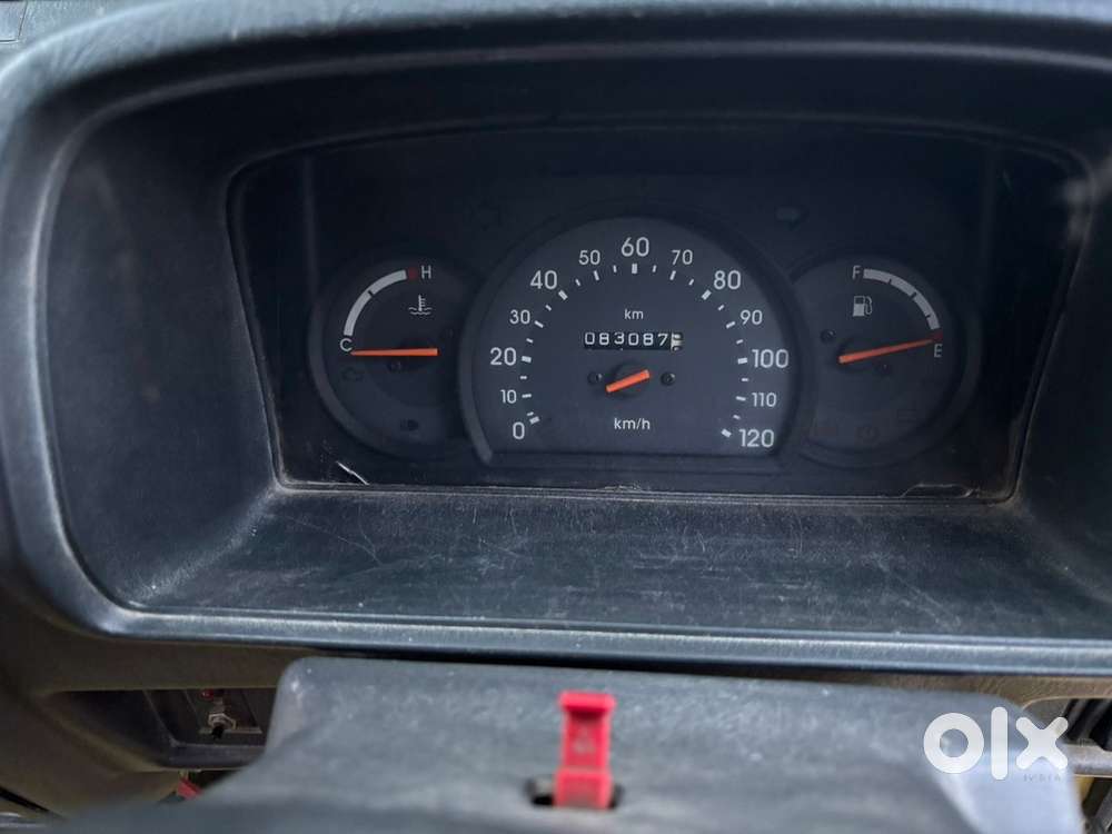 Maruti Suzuki Omni Petrol 2013