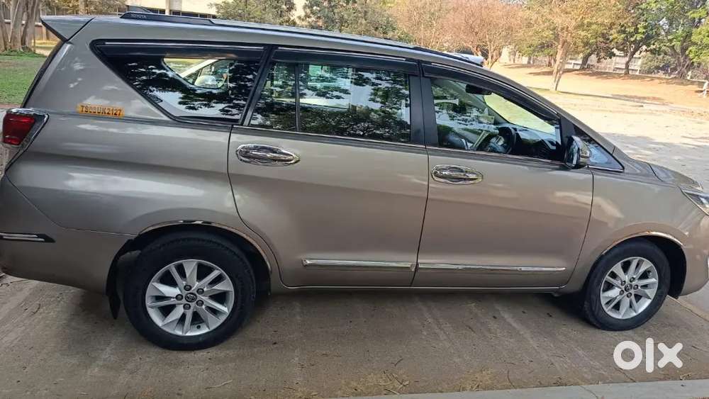 Toyota Innova Crysta